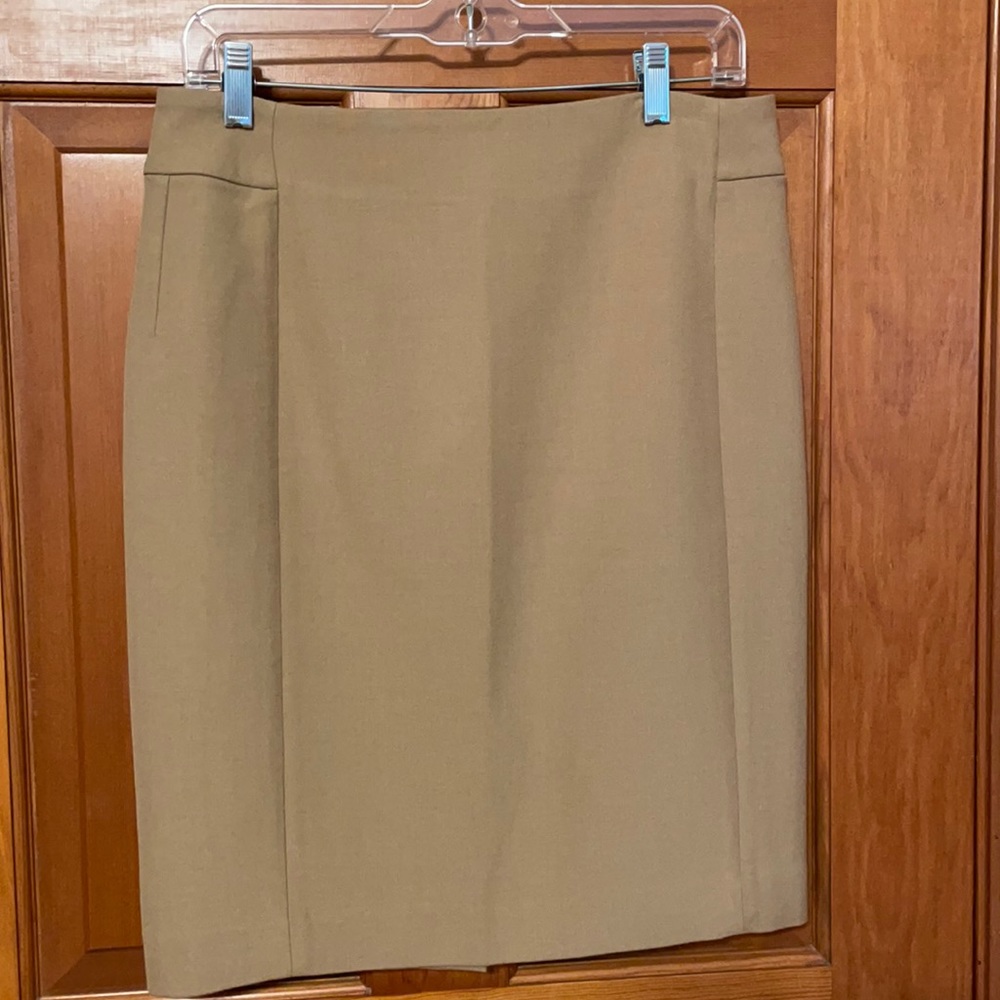LOFT Cream Pencil Skirt